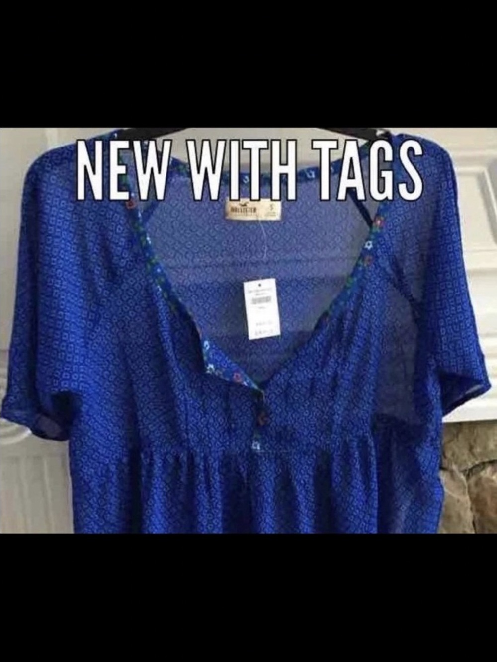 Abercrombie & Fitch top